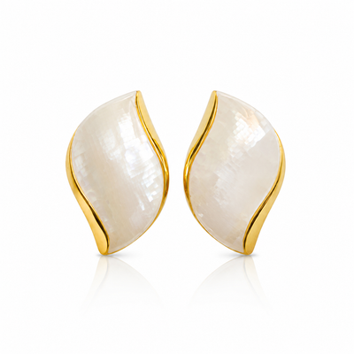Luna Shell Stud Earrings