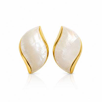 Luna Shell Stud Earrings